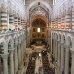 Il maestoso interno della Cattedrale