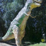 L'inquietante riproduzione del Tirannosauro Rex al Parco Preistorico