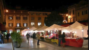 Il mercato di Natale a Pontedera: una delle tante iniziative natalizie in provincia di Pisa